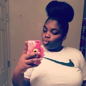 Meet your Posher, May